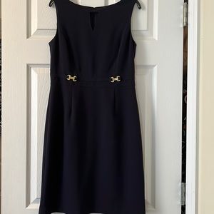 Tahari Navy Blue Sleeveless Dress. Size 4P